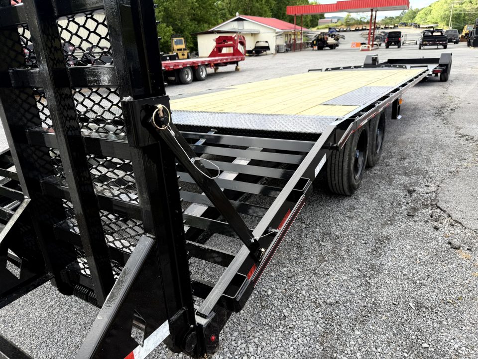 New 2026 Diamond C DEC208 DECK OVER TRAILER 24” EXTRA WIDE RAMPS *** ABS BRAKES***