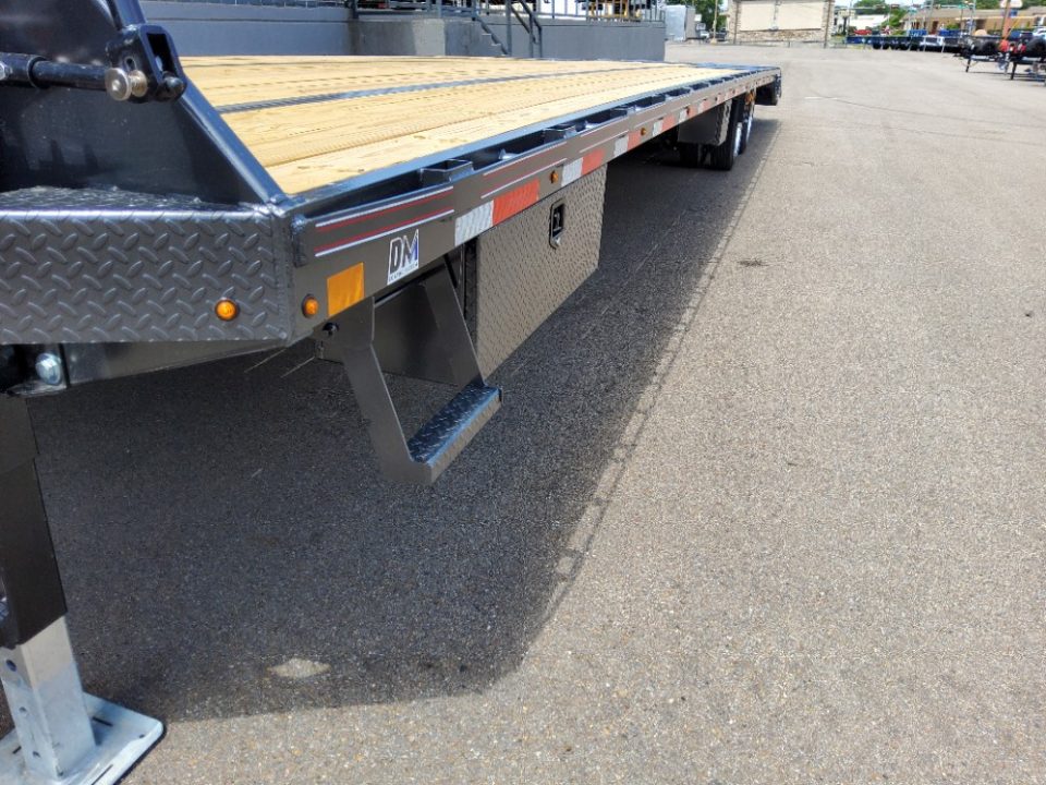 New 2026 Diamond C Trailers FMAX212MR Flatbed Trailer