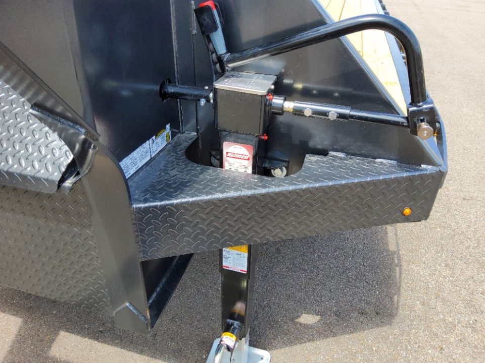 New 2026 Diamond C Trailers FMAX212MR Flatbed Trailer