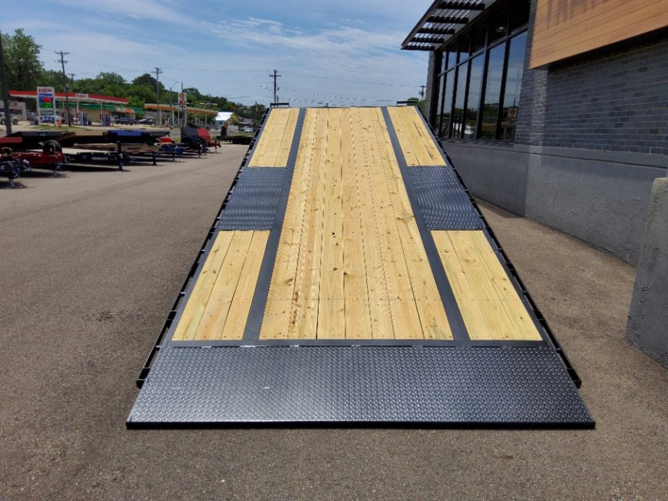 New 2026 Diamond C Trailers DET207 Equipment Trailer