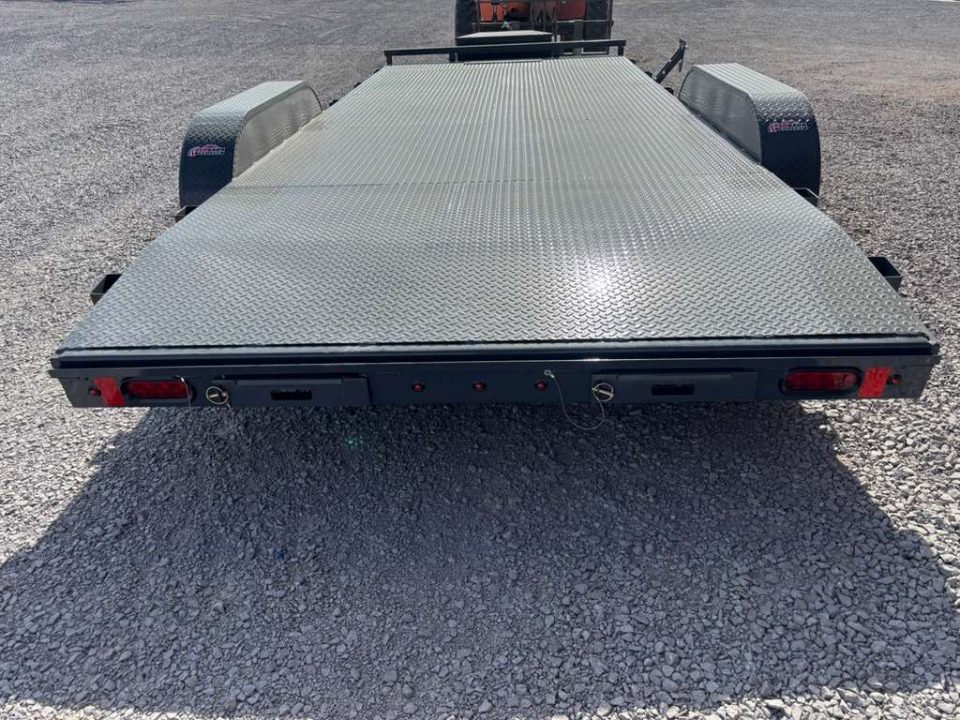 New 2026 Lamar Trailers 83" X 18' CE 7K CARHAULER Car Hauler