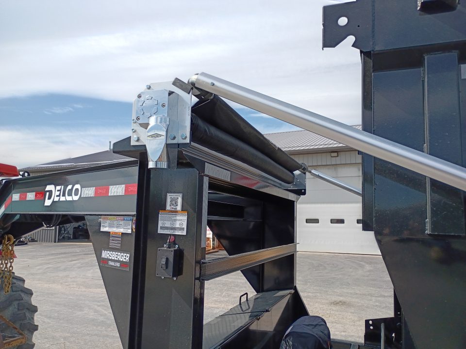 New 2026 Delco Trailers R316