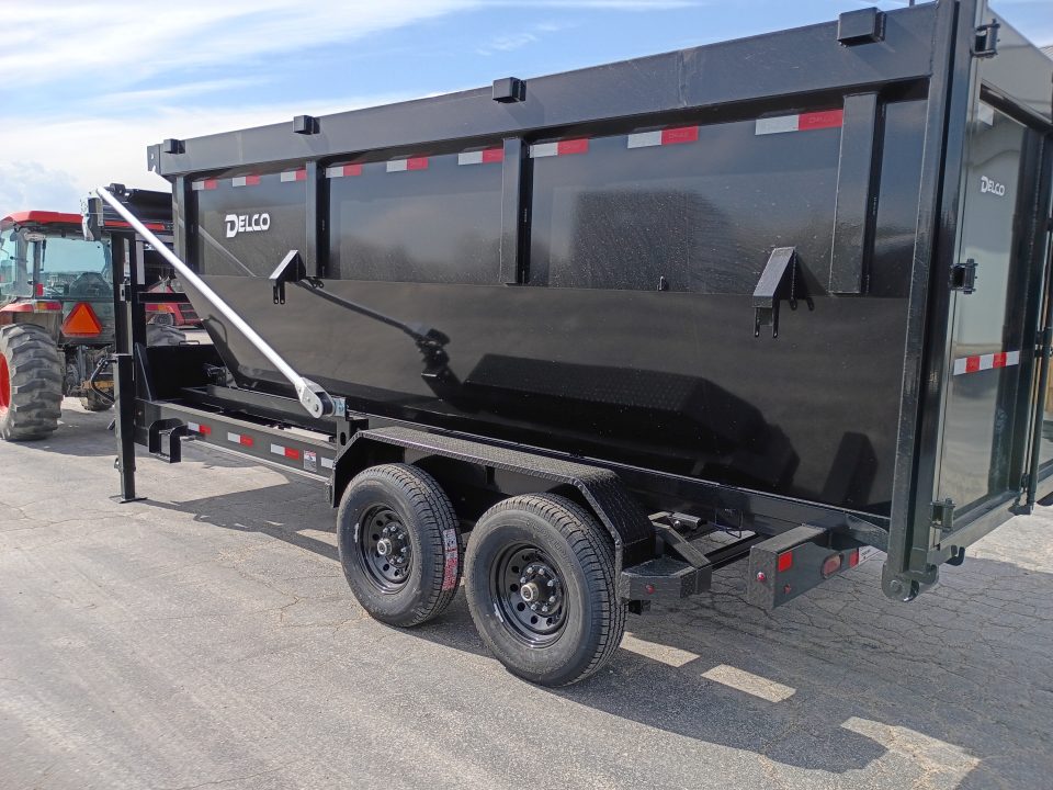 New 2026 Delco Trailers R316