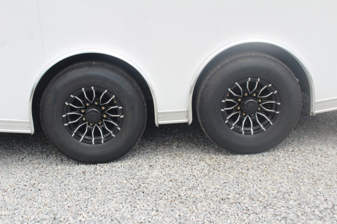 New 2026 United UXT Commercial Grade Cargo Trailer - 8.5 'x 18' - 7' Interior Height - Rear Ramp Door - Extended Tongue - 9900# GVW