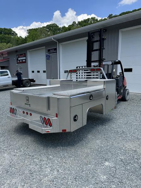 New 2026 Martin Truck Bodies Aluminum Gooseneck Service Body DRW 8' Diamond Tread Gooseneck Bodies