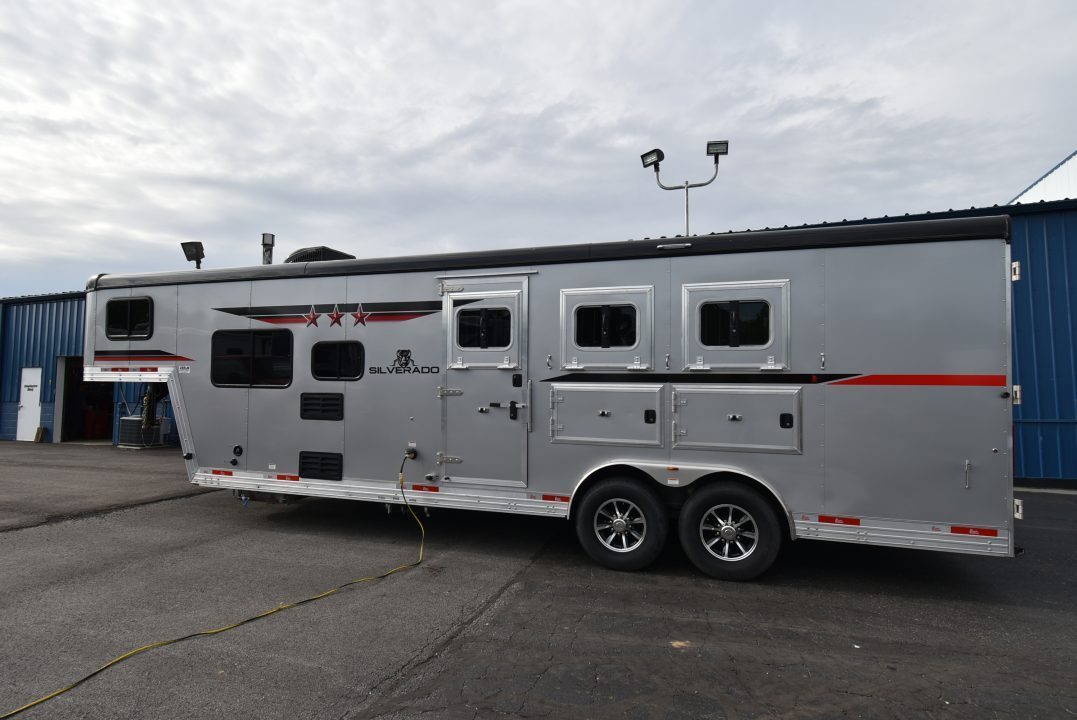 Used 2022 Bison Trailers Silverado 8309 Horse Trailer