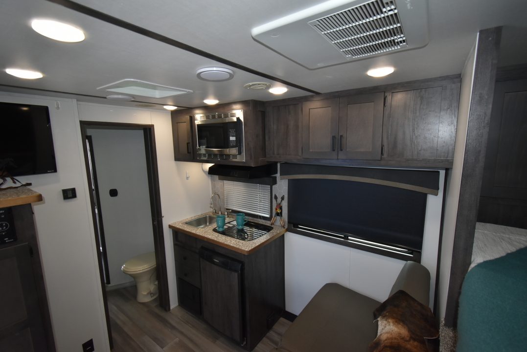 Used 2022 Bison Trailers Silverado 8309 Horse Trailer