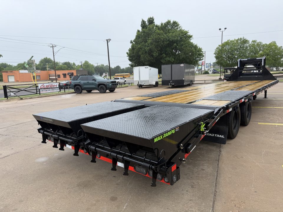 New #385942 2026 LOAD TRAIL GP 34 X 102 DUAL TANDEM LOW-PRO 24K GOOSENECK W/ MAX RAMPS