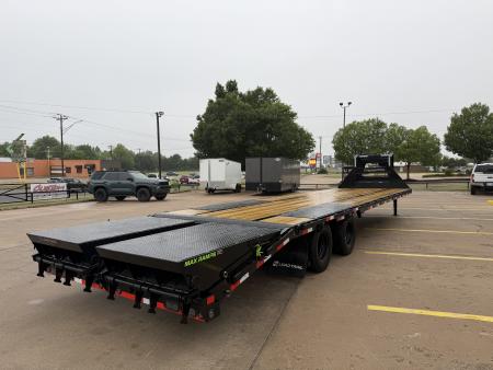 New #385942 2026 LOAD TRAIL GP 34 X 102 DUAL TANDEM LOW-PRO 24K GOOSENECK W/ MAX RAMPS