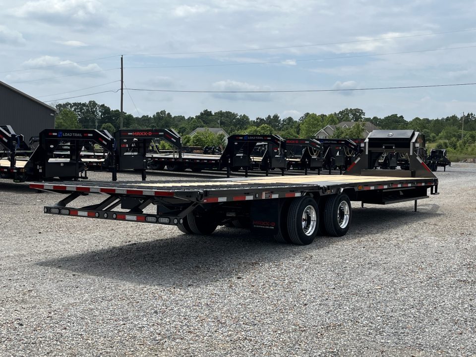 New 2027 MAXXD Gooseneck Trailer | 32' x 102' 30K GVWR