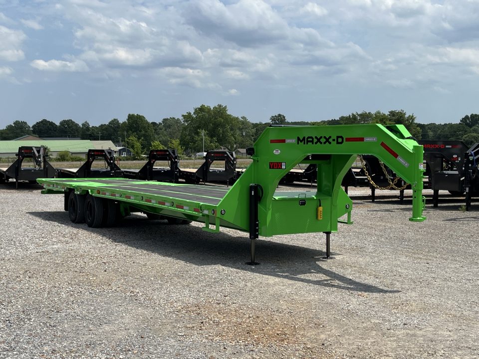 New 2027 MAXXD Hydraulic Dovetail Gooseneck Trailer | 34' x 102' 30K GVWR