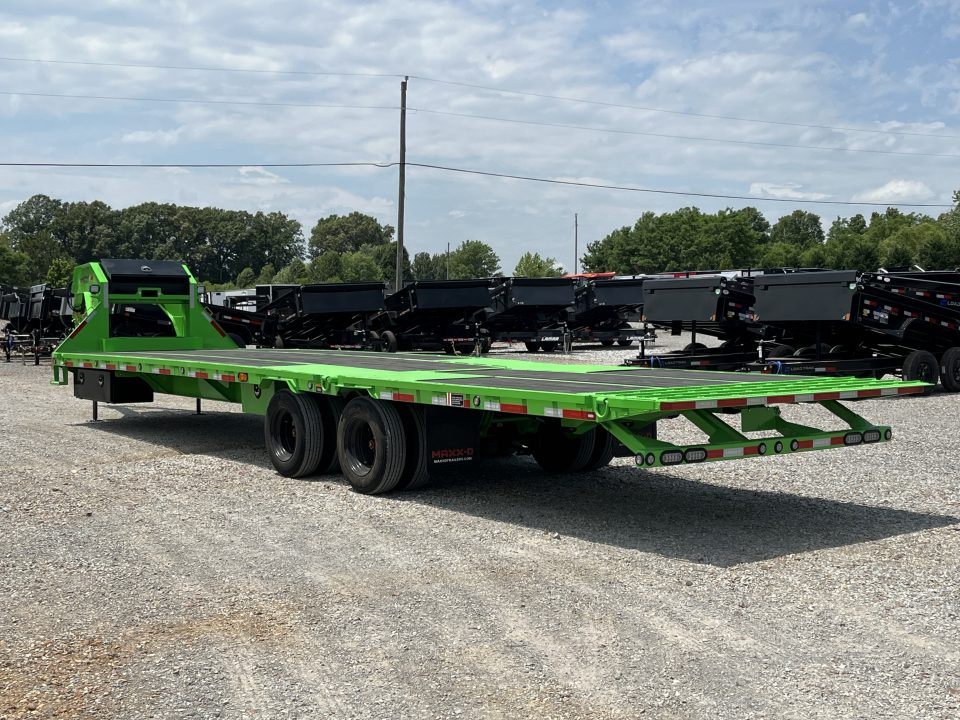New 2027 MAXXD Hydraulic Dovetail Gooseneck Trailer | 34' x 102' 30K GVWR