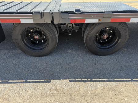 New 2026 Diamond C Trailers FMAX216 102X32 HYD PACESETTER Gooseneck Bodies