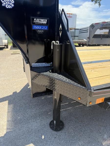New 2026 Diamond C Trailers FMAX212 35X102 HYD Gooseneck Bodies