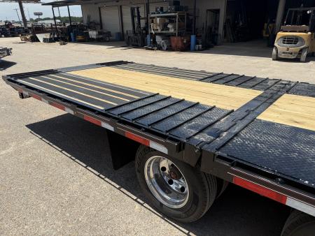 New 2026 Diamond C Trailers FMAX212 35X102 HYD Gooseneck Bodies