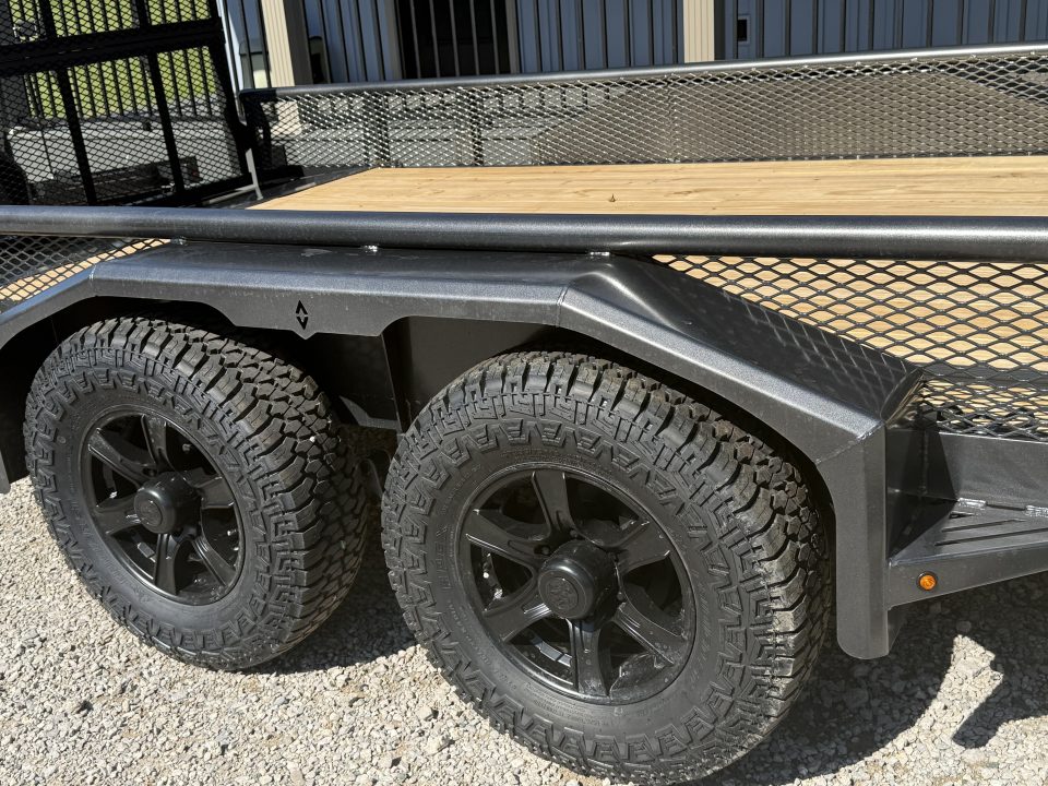 New 2026 Diamond C Trailers GTU 235 18X83 Utility Trailer