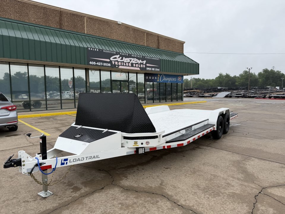 New #009101 2026 LOAD TRAIL CZ 22 X 83 TANDEM AXLE 10K STEEL FLOOR CAR HAULER W/ BLACKOUT TRIM PACKAGE