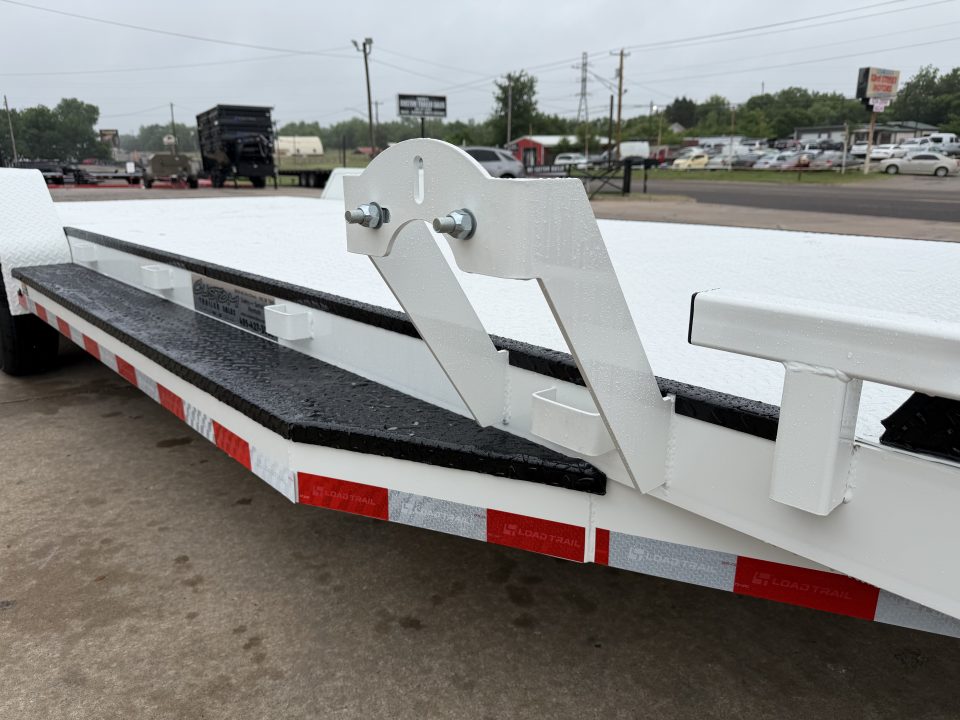 New #009101 2026 LOAD TRAIL CZ 22 X 83 TANDEM AXLE 10K STEEL FLOOR CAR HAULER W/ BLACKOUT TRIM PACKAGE