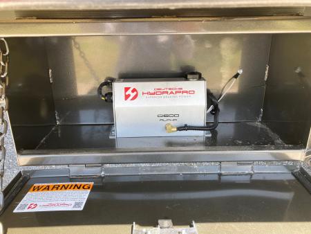 New 2027 MAXX-D 102X32 TANDEM 25.9K GN W/ HYDROJACKS & MAX RAMPS