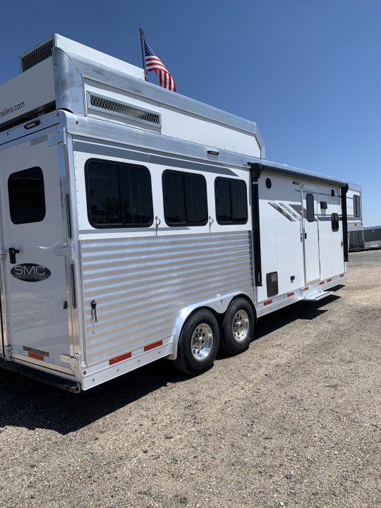 Used 2021 SMC 3H GN Horse Trailer