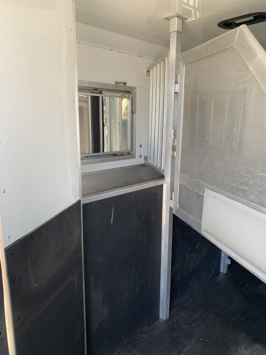 Used 2021 SMC 3H GN Horse Trailer