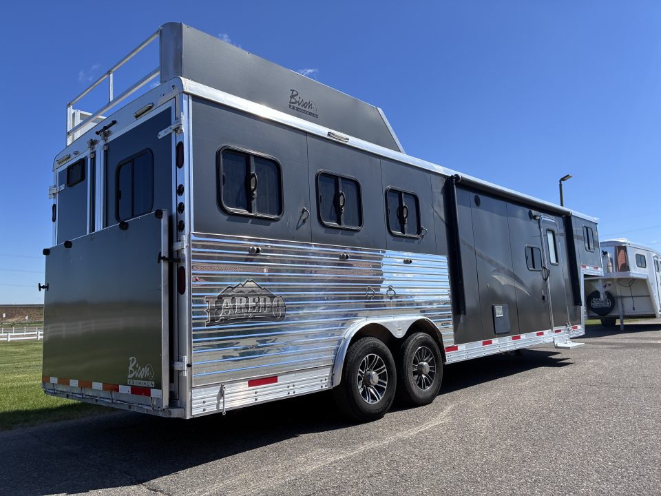 Used 2015 Bison Trailers 3H 10'LQ Horse Trailer
