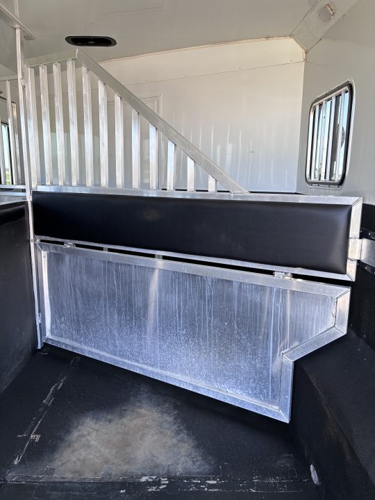 Used 2015 Bison Trailers 3H 10'LQ Horse Trailer