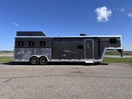Used 2015 Bison Trailers 3H 10'LQ Horse Trailer