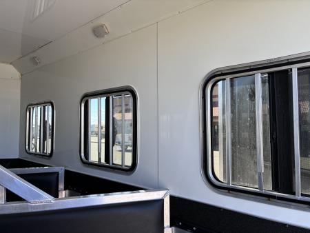 Used 2015 Bison Trailers 3H 10'LQ Horse Trailer
