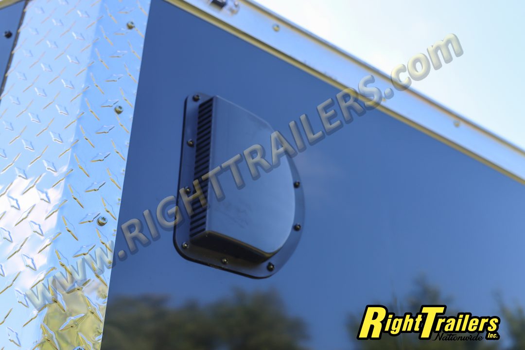 Enclosed Cargo Trailer photo 9