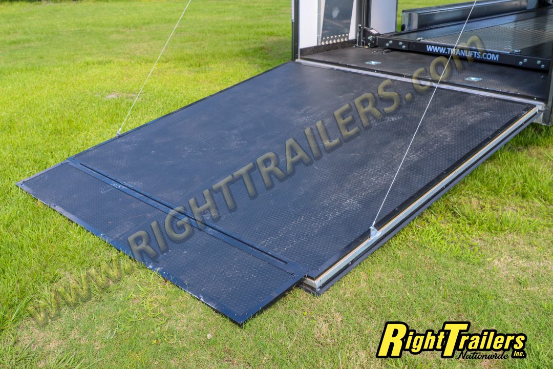 Used 2024 8.5X28 Discovery Trailers Stacker