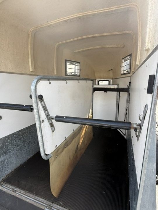 Used 2006 Brenderup ROYAL TC Horse Trailer