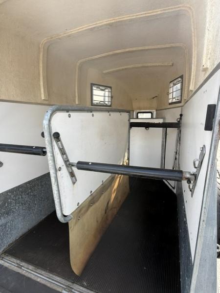 Used 2006 Brenderup ROYAL TC Horse Trailer
