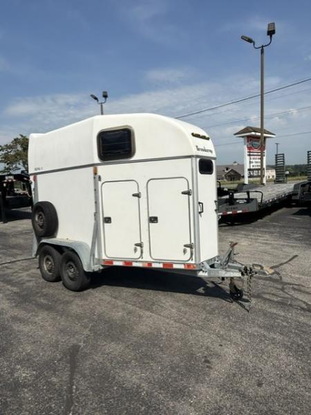 Used 2006 Brenderup ROYAL TC Horse Trailer