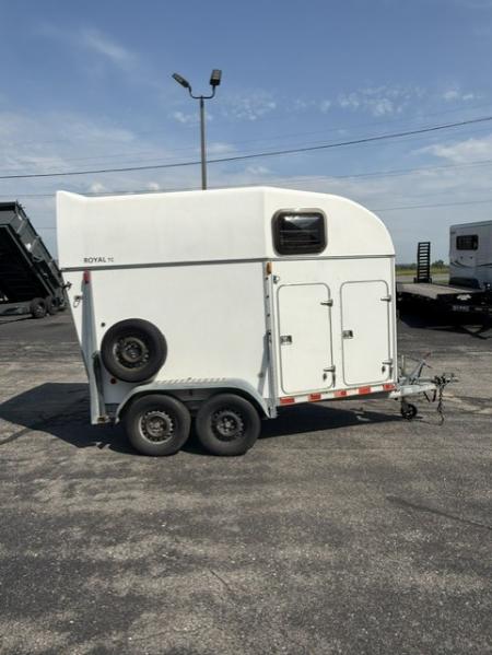 Used 2006 Brenderup ROYAL TC Horse Trailer