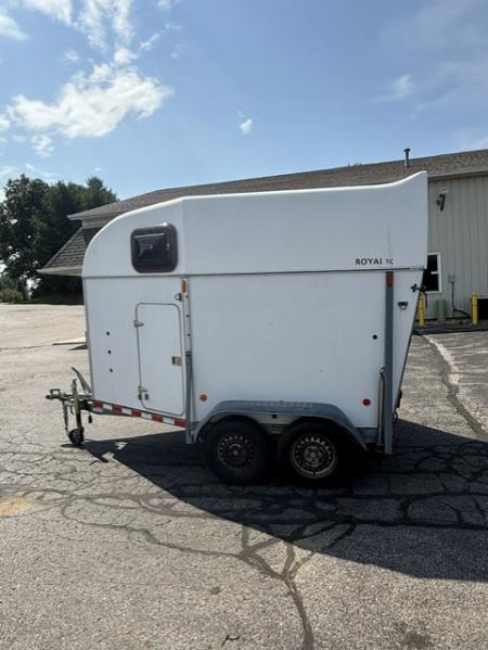 Used 2006 Brenderup ROYAL TC Horse Trailer