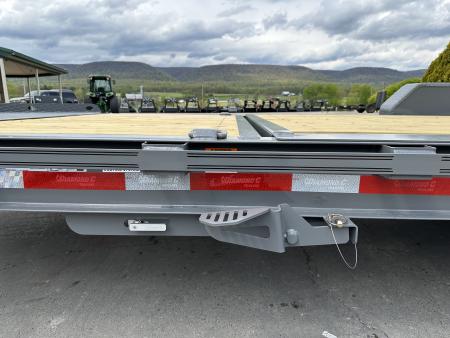 New Diamond C 20' Hydraulic Dampening Tilt with Hydraulic Jack (HDT 207)
