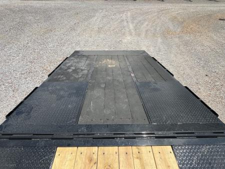 New 2026 Load Trail Gooseneck Trailer | 102" x 32' 24K GVWR