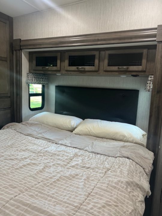 Used 2022 Forest River Sandpiper 38FKOK Fifth Wheel