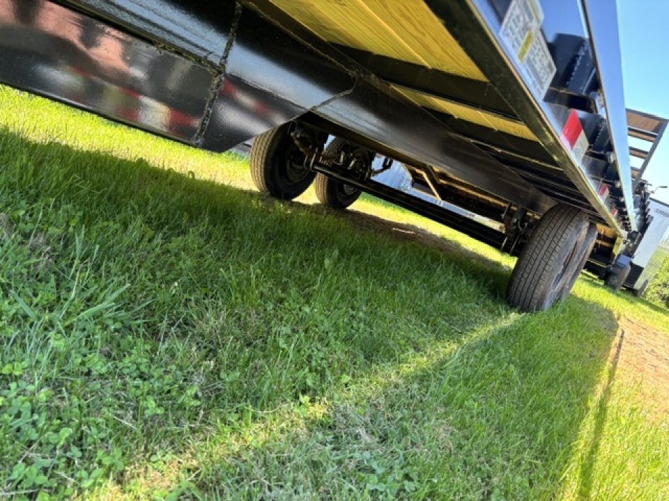 New 2026 Sure-Trac * 8.5X17+3-10K * 6 1/2INCH D-RINGS * 2" CROSSMEMBERS * 5" STEEL CHANNEL FRAME *ST-TDO10220-100 Equipment Trailer