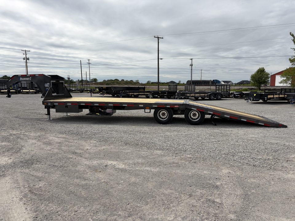 New 2026 Diamond C Trailers FMAX210L32X102HDT (32' X 102") 25K Hydraulic Dove Tail Flatbed Trailer