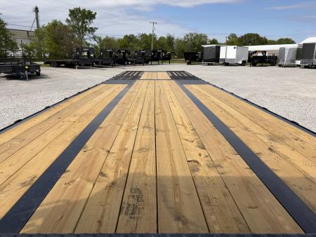 New 2026 Diamond C Trailers FMAX210L32X102HDT (32' X 102") 25K Hydraulic Dove Tail Flatbed Trailer