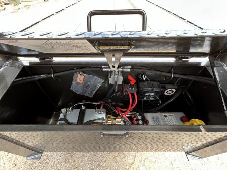 New 2027 MAXX-D YDX 102X32 Flatbed Trailer Hyd Dovetail