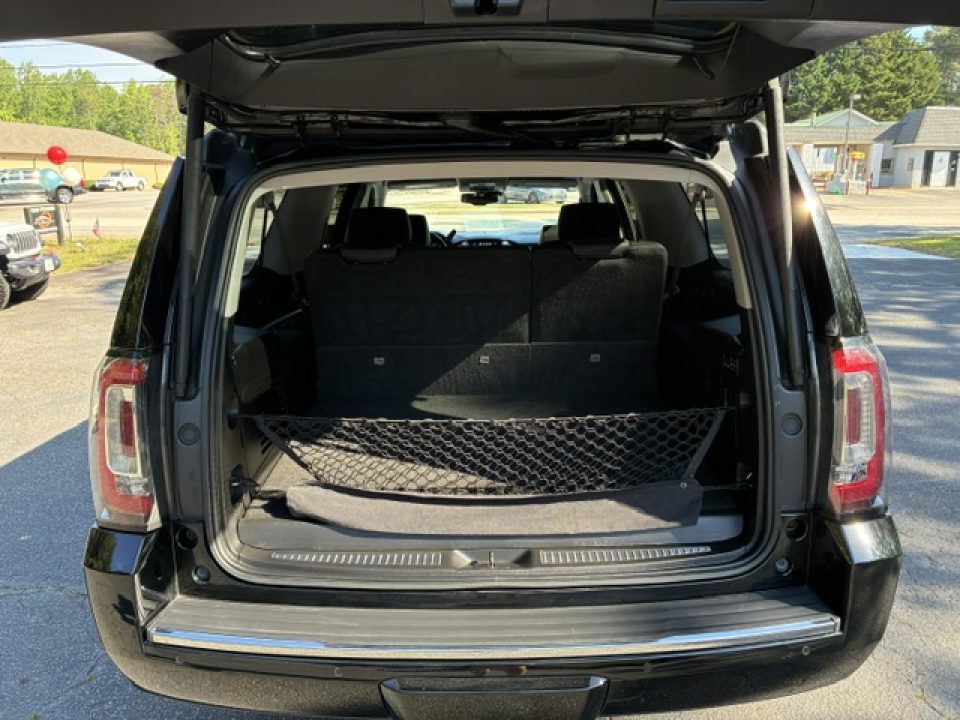 Used 2019 GMC Yukon XL Denali SUV