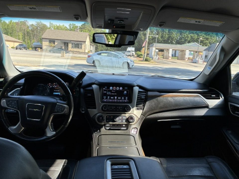 Used 2019 GMC Yukon XL Denali SUV