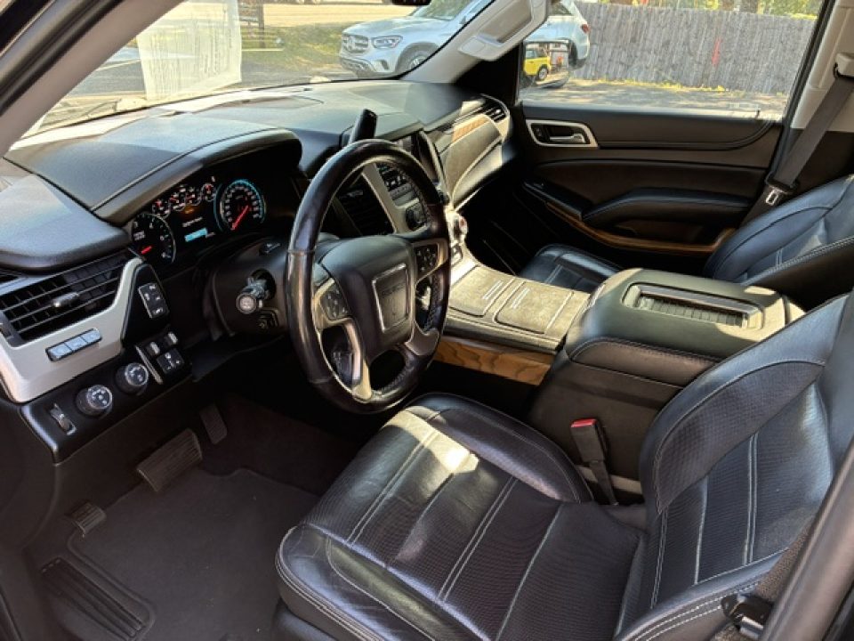 Used 2019 GMC Yukon XL Denali SUV