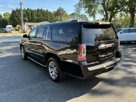 Used 2019 GMC Yukon XL Denali SUV