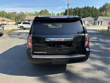 Used 2019 GMC Yukon XL Denali SUV