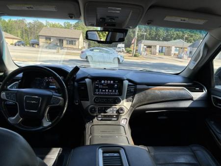 Used 2019 GMC Yukon XL Denali SUV