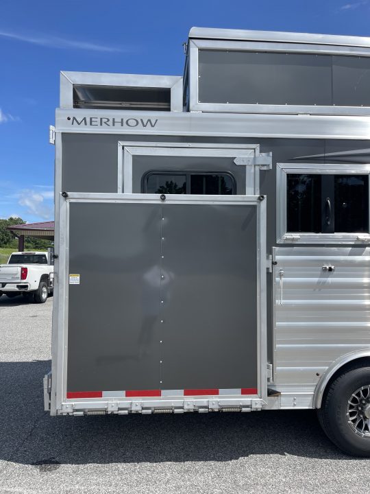 New 2026 Merhow Trailers 8416-A RWS- SIDE LOAD Horse Trailer